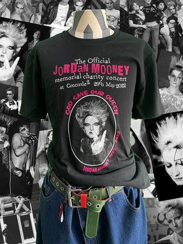 Unisex Jordan Mooney T-shirt X-Large
